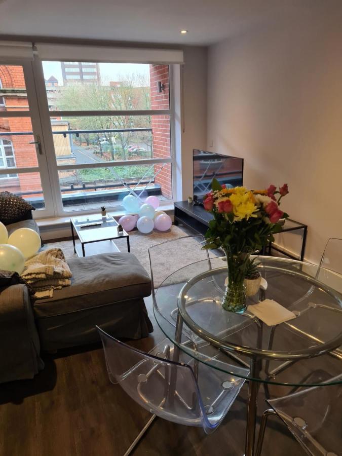Rent Luxuri - Luxury 2 Bed Apartment Leicester Exterior photo