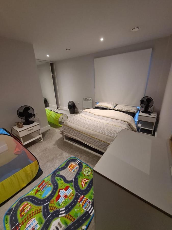 Rent Luxuri - Luxury 2 Bed Apartment Leicester Exterior photo